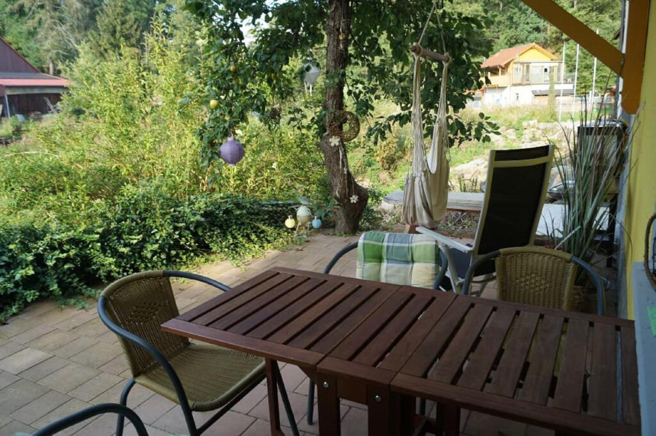 Ferienwohnung und Sommerhaus unter der Burg Falkenberg  Exterior foto